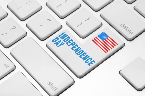 Independence day on the computer keyboard — Stock Photo, Image