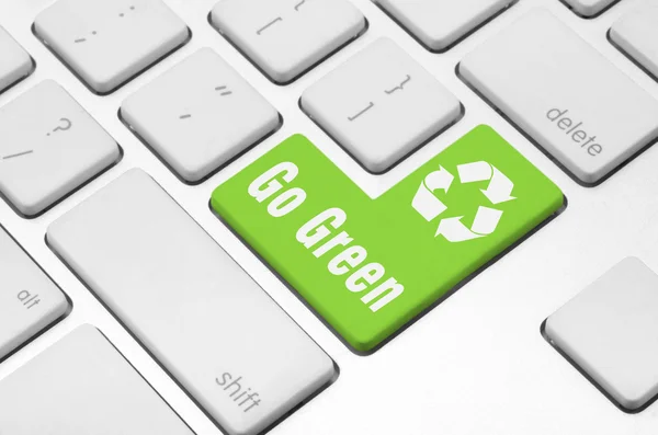 Go Green, a számítógép-billentyűzet — Stock Fotó