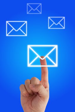 posta düğmeye basmak el