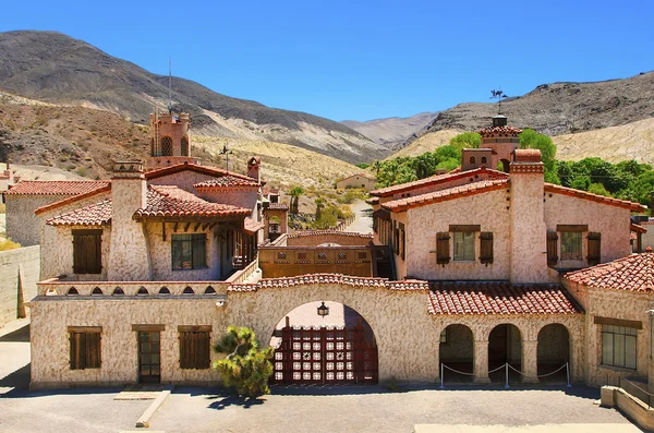 Scotty's Castle at Death Valley — Stock Photo, Image