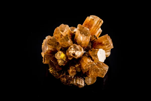 Aragonit-Mineral-Cluster — Stockfoto