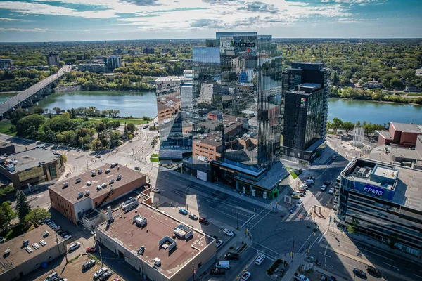 Drone aéreo Vista da cidade de Saskatoon em Saskatchewan, Canadá — Fotografia de Stock