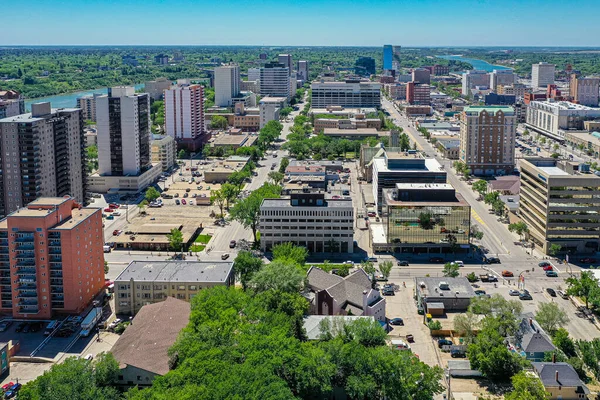 Saskatchewan, Kanada 'daki Saskatoon şehrinin hava aracı görüntüsü