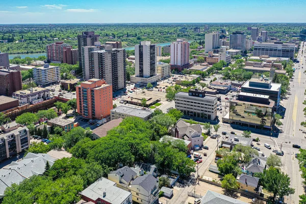 Drone aereo Veduta della città di Saskatoon in Saskatchewan, Canada — Foto Stock