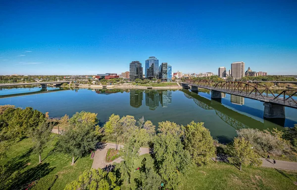 Aerial Drone View of the city of Saskatoon in Saskatchewan, Canada — Stock Photo, Image