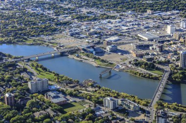 Saskatoon, Saskatchewan, Kanada şehir merkezinin hava manzarası