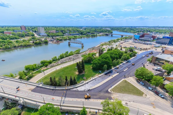 Légi kilátás a belvárosra Saskatoon, Saskatchewan, Kanada — Stock Fotó