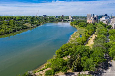 Saskatoon, Saskatchewan, Kanada şehir merkezinin hava manzarası