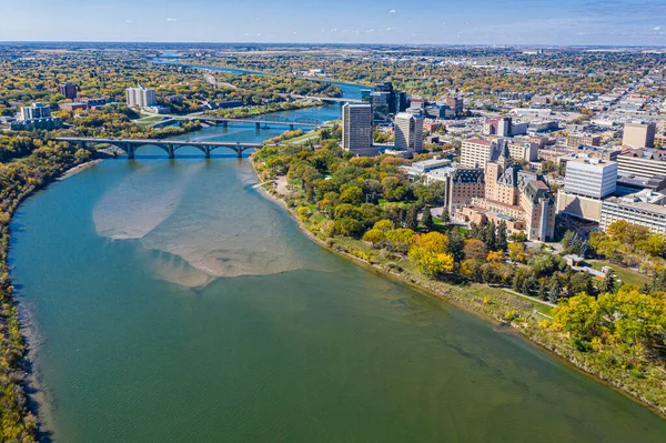 Aerial view of the downtown area of Saskatoon, Saskatchewan, Canada — 图库照片