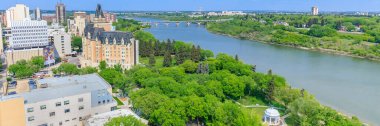 Saskatoon, Saskatchewan, Kanada şehir merkezinin hava manzarası
