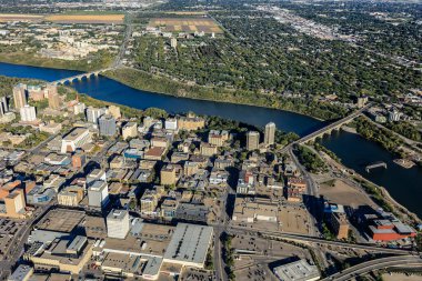 Saskatoon, Saskatchewan, Kanada şehir merkezinin hava manzarası