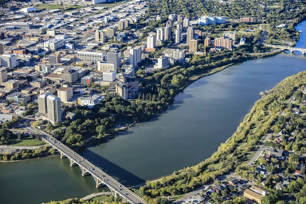 Aerial view of the downtown area of Saskatoon, Saskatchewan, Canada — Stockfoto
