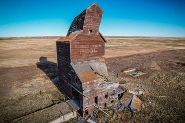 Rüzgâr Hasarlı Bozkır Tahıl Asansörü