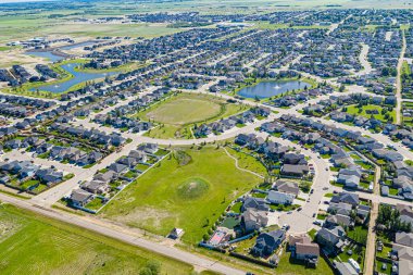 Warman ve Saskatchewan 'ın Kanada bozkırlarındaki hava manzarası