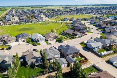 Warman ve Saskatchewan 'ın Kanada bozkırlarındaki hava manzarası