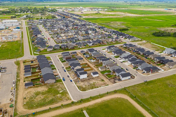 Warman ve Saskatchewan 'ın Kanada bozkırlarındaki hava manzarası