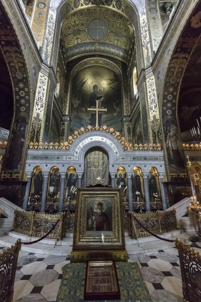 A l'intérieur de l'une des églises historiques de Kiev Ukraine — Photo