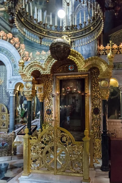 Внутри одной из исторических церквей Киева — стоковое фото