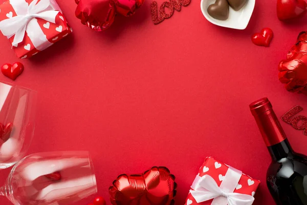Foto Alto San Valentino Decorazioni Scatole Regalo Palloncini Forma Cuore — Foto Stock