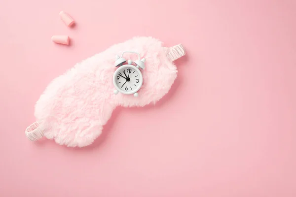 Top View Photo Pink Fluffy Sleeping Mask Small White Alarm — Stock Photo, Image