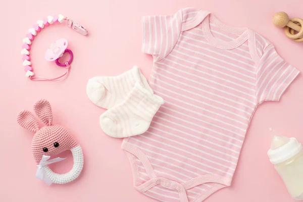 Concepto Accesorios Para Bebés Foto Vista Superior Ropa Infantil Rosa — Foto de Stock