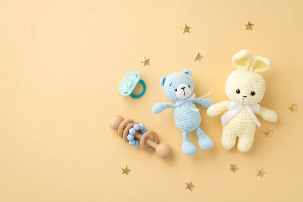 Babyzubehör Konzept Foto Von Oben Mit Gestricktem Hasen Und Teddybär — Stockfoto