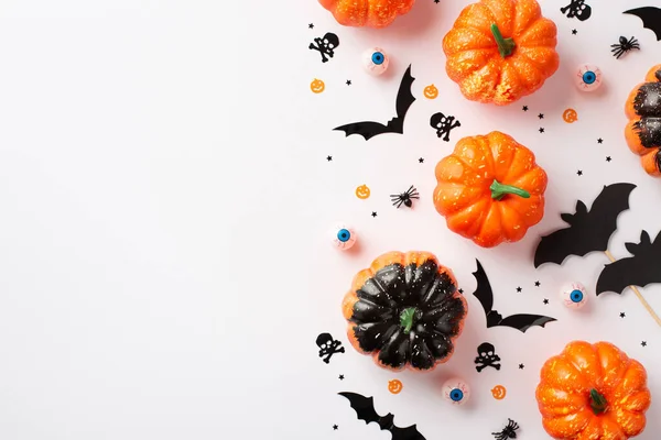 Top View Photo Halloween Decorations Pumpkins Creepy Eyes Bats Skull — Foto Stock