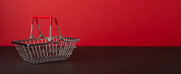 Black Friday Sales Concept Photo Empty Shopping Cart Black Tabletop — Stock Photo, Image