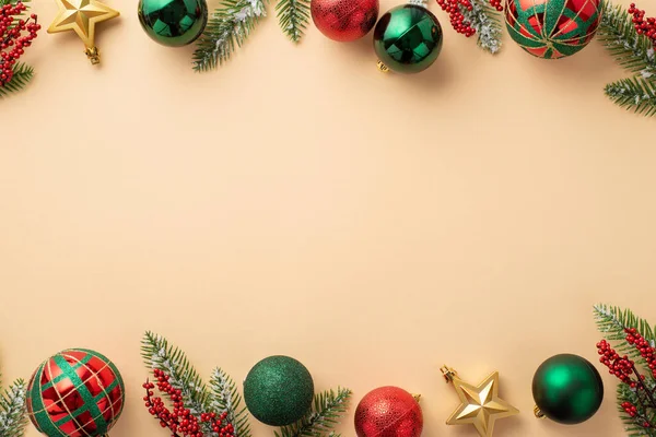 Nieuwjaarsfeest Concept Bovenaanzicht Foto Van Rode Groene Kerstballen Gouden Ster — Stockfoto