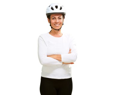 katlanmış ellerle kask giyen kadın