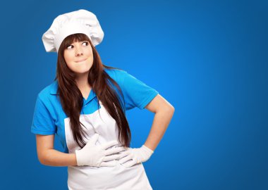 kadın aşçı başındaki mide