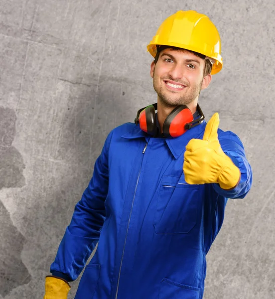 Engineer With Thumps Up — Stock Photo, Image