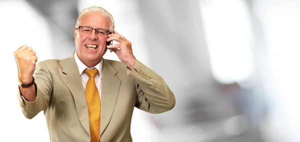 Senior Business Man Using Phone Cheering — Stock Photo, Image