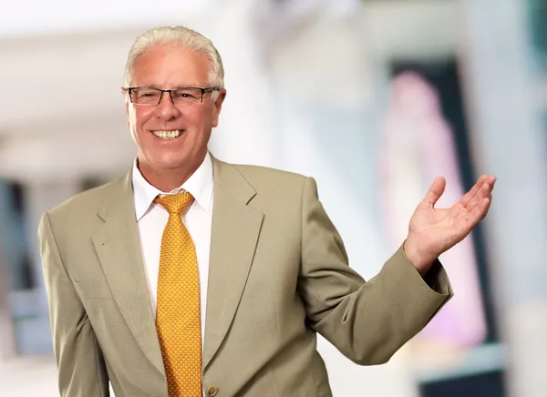 Smiley Businessman — Stock Photo, Image