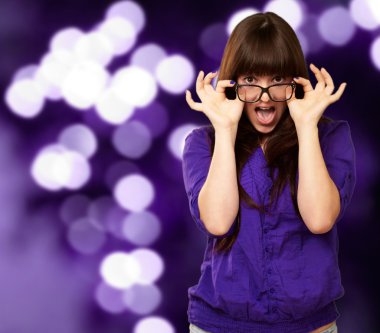 Genç bir bayanın portresi