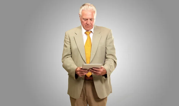 Portrait Of A Senior Man Working On A Laptop — Stock Photo, Image