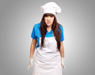 yumruk kadın aşçı