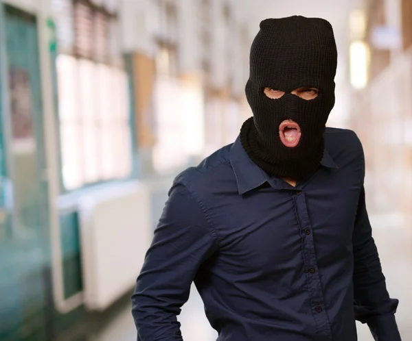 Man with face mask — Stock Photo, Image