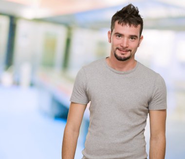 mutlu bir adam portresi