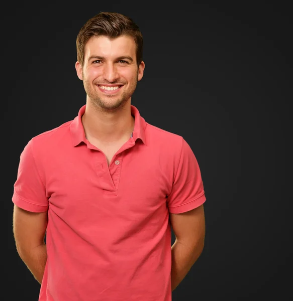 Retrato del joven sonriendo — Foto de Stock