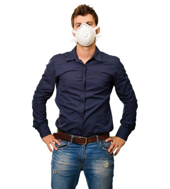 Maskeli bir adam portresi