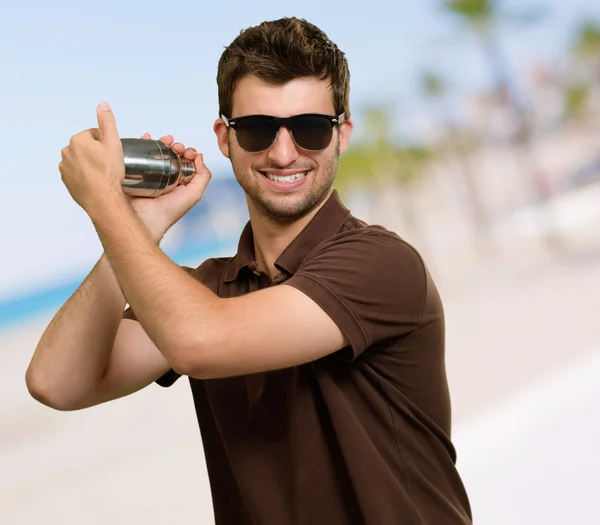 Man Holding Shaker — Stock Photo, Image