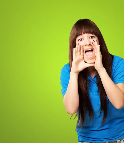 Portrait of a teenager screaming — Stock Photo, Image