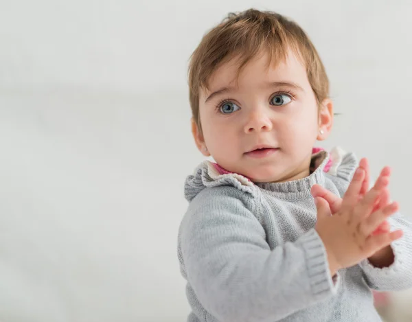 Retrato de bebé lindo — Foto de Stock