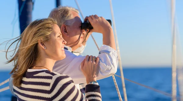 Gelukkige volwassen paar op vakantie — Stockfoto