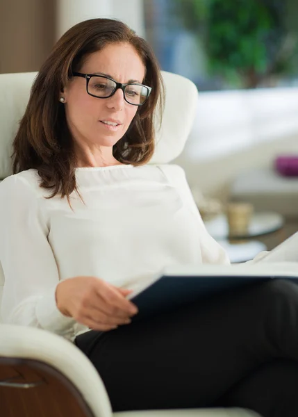 Mature Woman Reading Diary — Stock Photo, Image