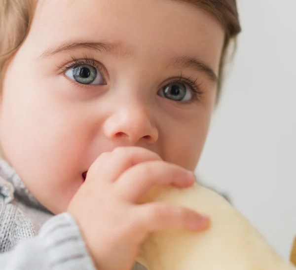 Portret van schattige baby — Stockfoto