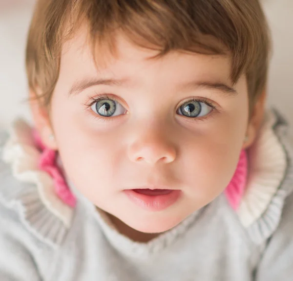 Portret van schattige baby — Stockfoto