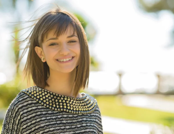 Retrato de mulher feliz — Fotografia de Stock