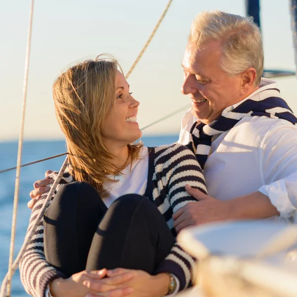 Pareja madura feliz —  Fotos de Stock